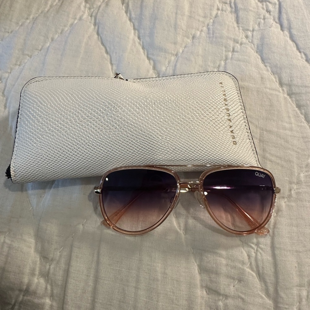 Quay “all in” sunglasses